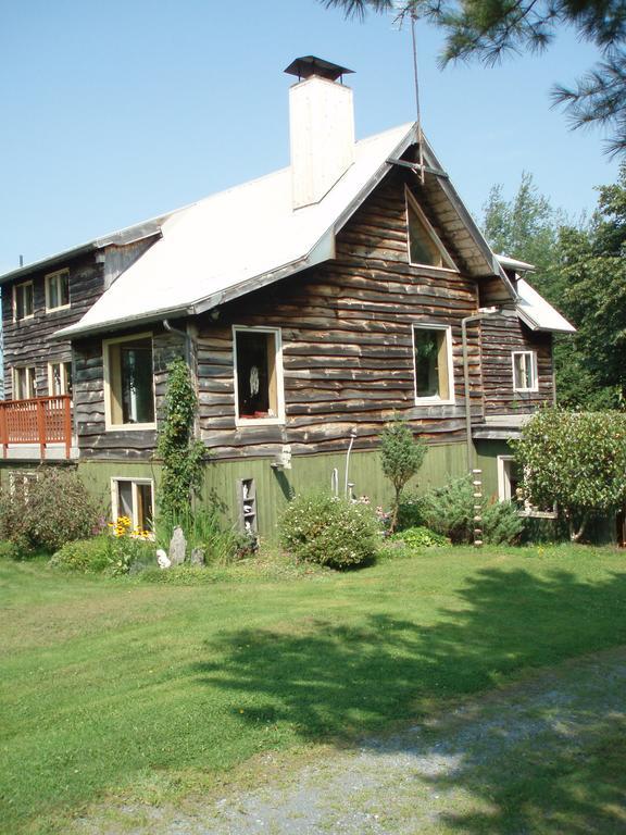 ساتون B&B Pinorama المظهر الخارجي الصورة